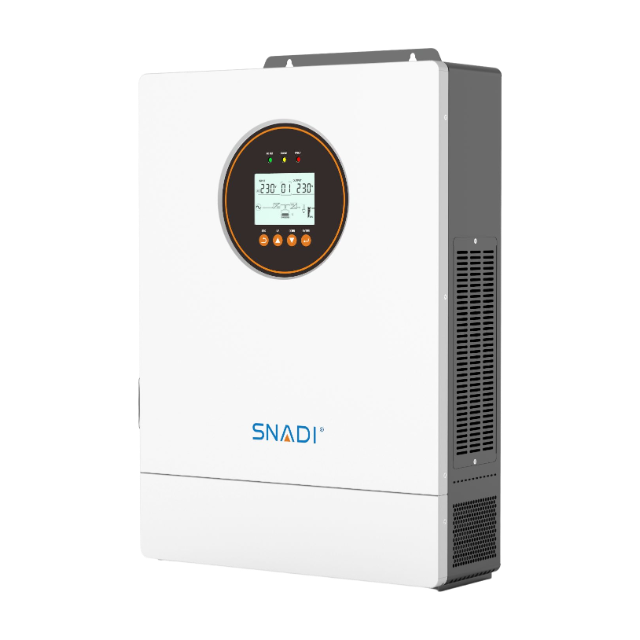 Vista lateral en ángulo del inversor híbrido dentro/fuera de red SNADI ES-IP54 de 12 kW con diseño resistente al agua IP54 para instalaciones europeas.