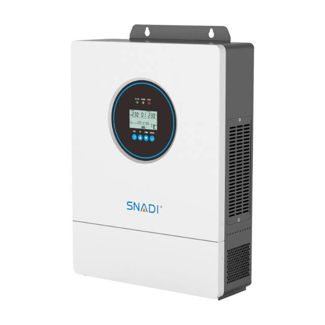 منظر بزاوية جانبية لعاكس الطاقة الشمسية الهجين SNADI AS-IP54 بقدرة 3.6 كيلو واط مع خرج 120 فولت تيار متردد لسوق الولايات المتحدة الأمريكية.