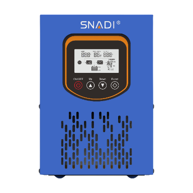 Vista frontal del inversor solar de baja frecuencia serie SNADI FTP con pantalla LCD inteligente y botones de control